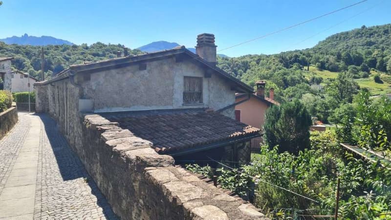 TORRICELLA TAVERNE: EINFAMILIENHAUS ZUM RENOVIEREN mit Garten (2)