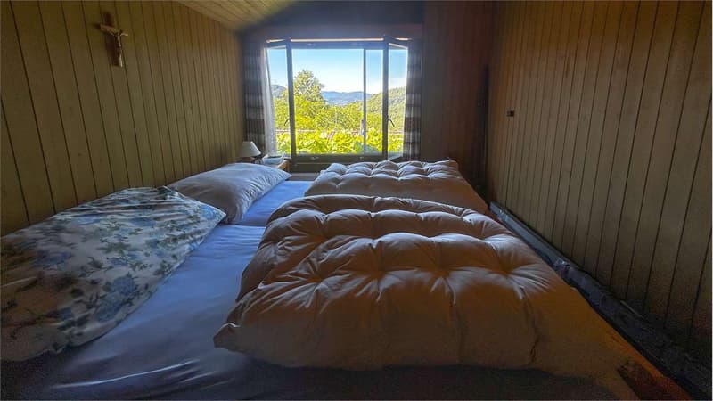 AFFASCINANTE RUSTICO CON SPLENDIDA VISTA APERTA SULLE MONTAGNE (12)