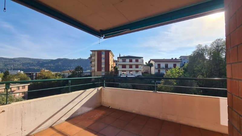 BALERNA: LUMINOSO 4.5 LOC. CON TERRAZZA - PARCO CONDOMINIALE (3)
