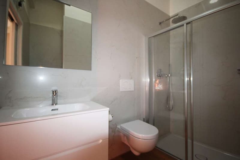 Mendrisio-Capolago: moderno 2,5 loc. duplex nel nucleo (7)