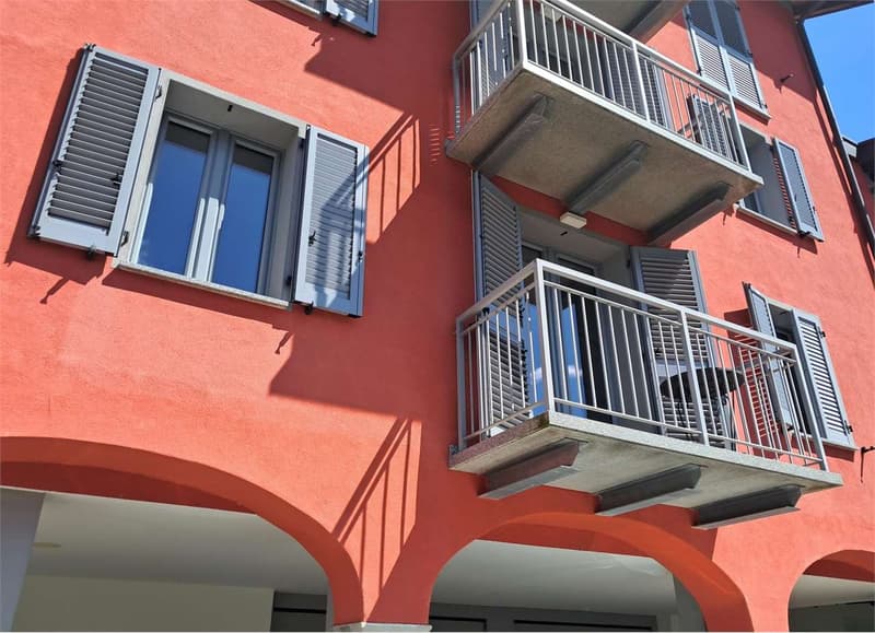 Mendrisio-Capolago: moderno 2,5 loc. duplex nel nucleo (1)