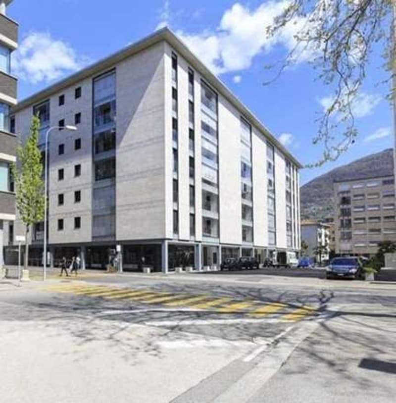 Lugano: moderno appartamento a ridosso del centro (10)