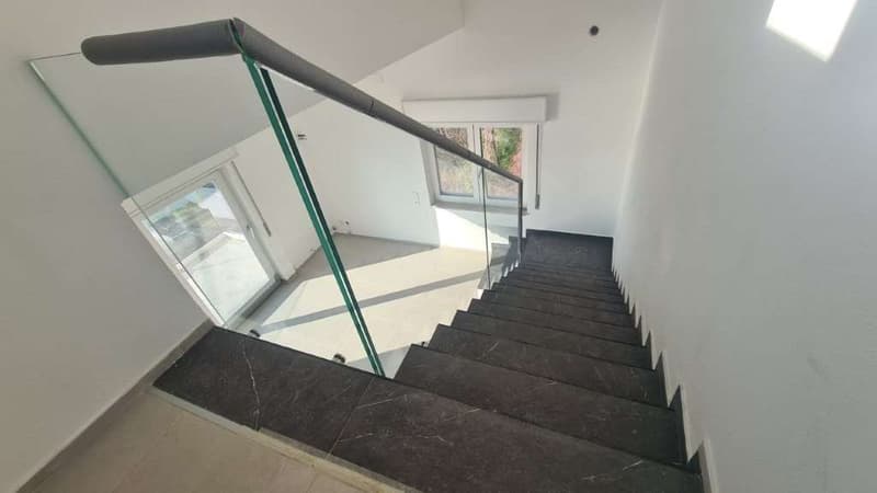 ROVIO: CASA SINGOLA 6.5 LOC. VISTA LAGO (13)