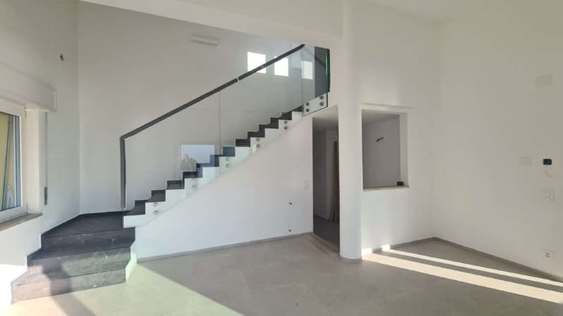 ROVIO: CASA SINGOLA 6.5 LOC. VISTA LAGO (12)