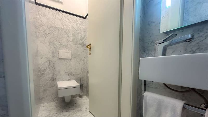 VILLA INDIPENDENTE CON PISCINA E DEPANDANCE (10)