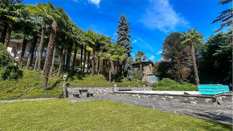 VILLA INDIPENDENTE CON PISCINA E DEPANDANCE (5)