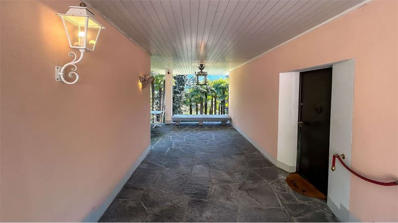 VILLA INDIPENDENTE CON PISCINA E DEPANDANCE (4)