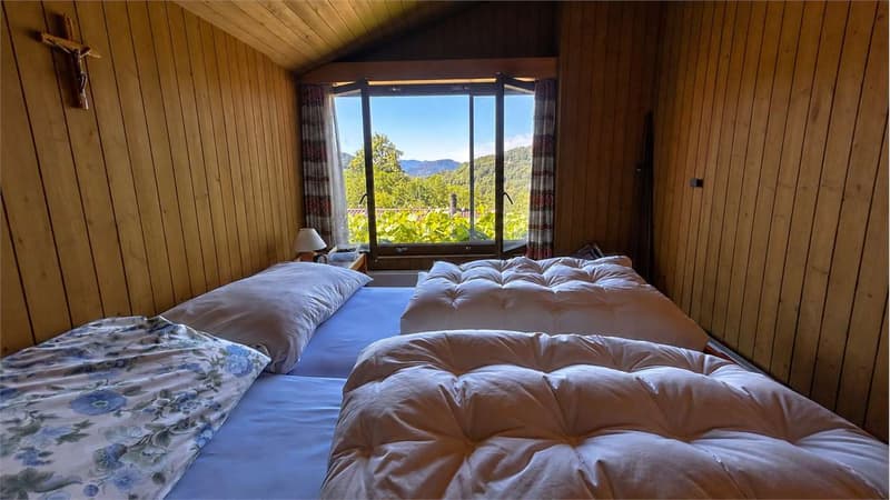 AFFASCINANTE RUSTICO CON SPLENDIDA VISTA SULLE MONTAGNE (12)