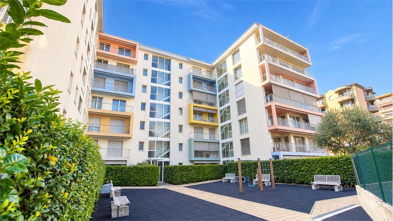 LUGANO VIGANELLO: SPAZIOSO 3.5 LOC. CON AMPI TERRAZZI (2)