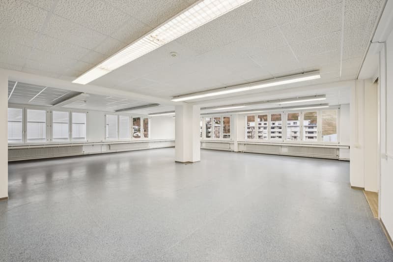 594999-B-backbonephoto-037_Grossraum Büro 2.jpg