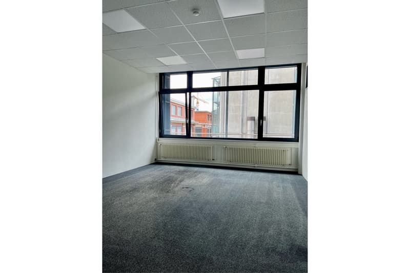 BER_15O1_5_Büro 1.jpg