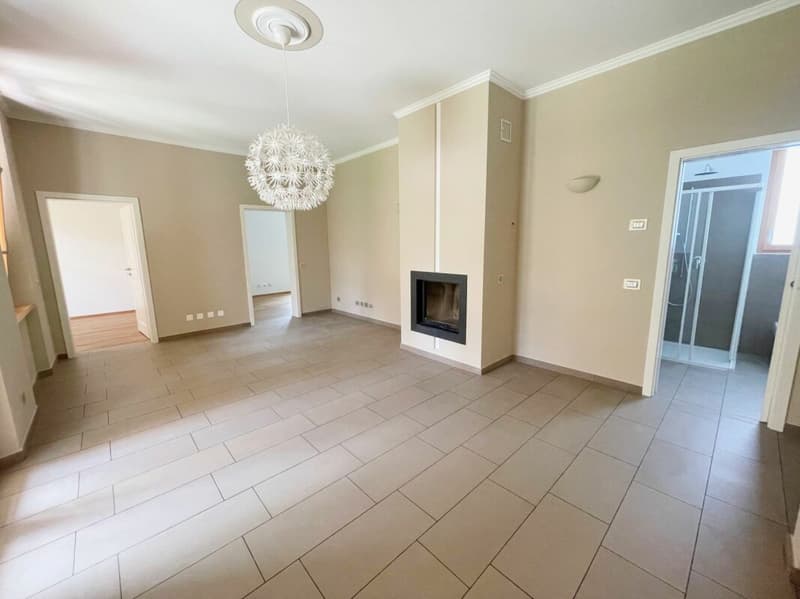 Melide - Villa Pace - 3.5-Zimmer-Wohnung mit Garten (9)