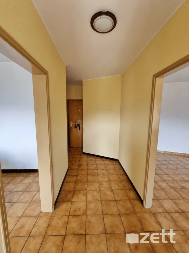 Einfamilienhaus 4.5 Zimmer mit großem Garten in Medeglia (8)