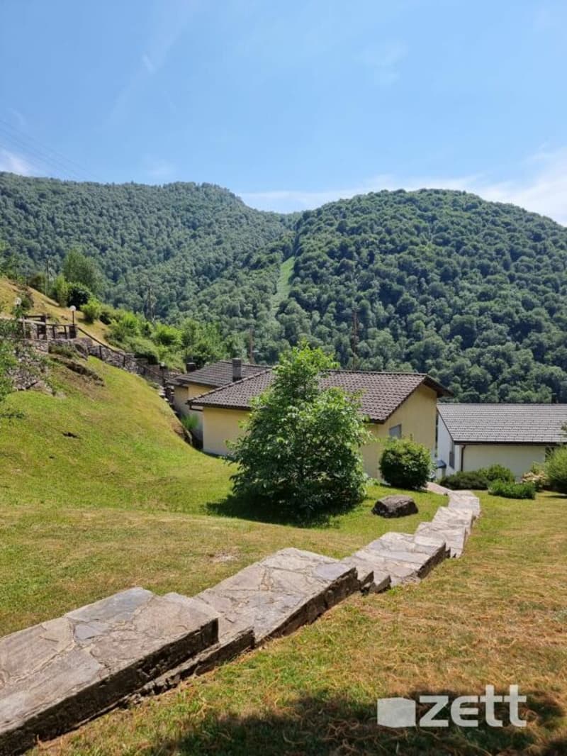 Einfamilienhaus 4.5 Zimmer mit großem Garten in Medeglia (18)