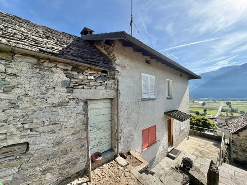VENDESI A LAVERTEZZO - Terreno edificabile con vista sul piano di Magadino e il Lago Maggiore (9)