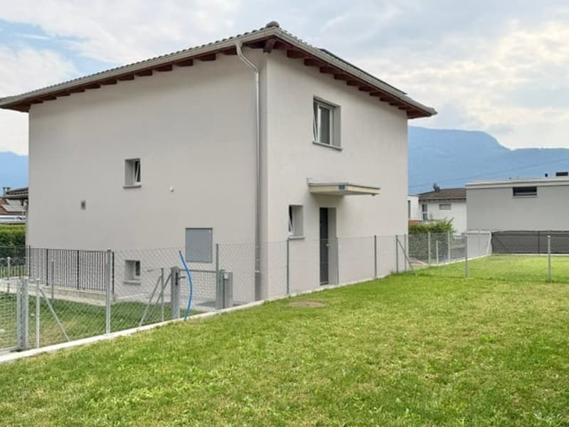 VENDESI A CUGNASCO - NUOVA CASA UNIFAMILIARE DI 5.5 LOCALI IN ZONA TRANQUILLA (17)
