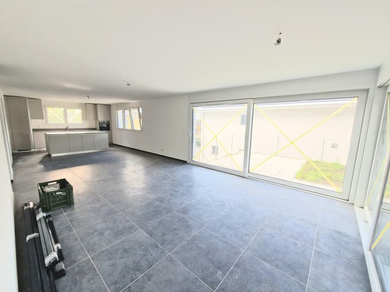 VENDESI A CUGNASCO - NUOVA CASA UNIFAMILIARE 5.5 LOCALI CON GIARDINO PRIVATO (10)