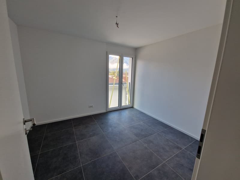 VENDESI A CUGNASCO - NUOVA CASA UNIFAMILIARE 5.5 LOCALI CON GIARDINO PRIVATO (15)