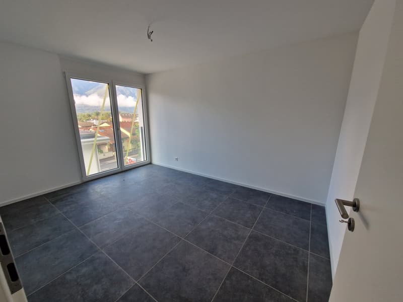 VENDESI A CUGNASCO - NUOVA CASA UNIFAMILIARE 5.5 LOCALI CON GIARDINO PRIVATO (16)
