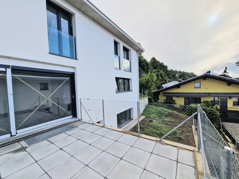 VENDESI A CUGNASCO - NUOVA CASA UNIFAMILIARE 5.5 LOCALI CON GIARDINO PRIVATO (4)