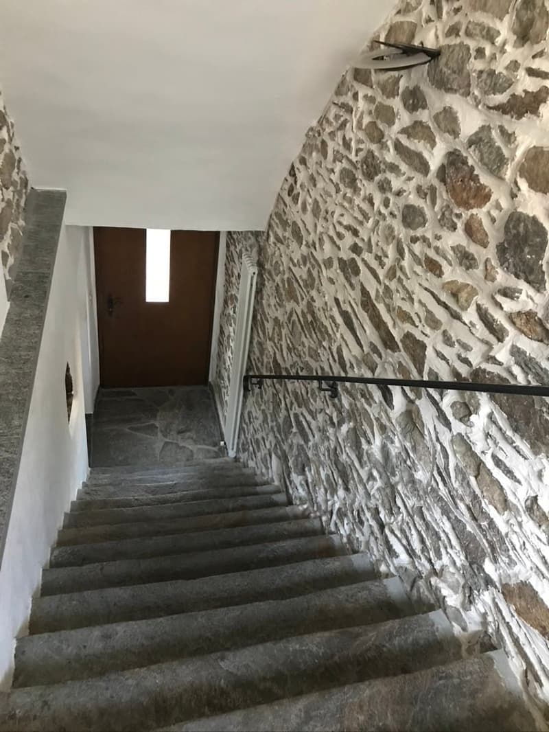 VAIRANO (GAMBAROGNO) - VENDESI ANTICA CASA TICINESE CON SPLENDIDA VISTA SUL LAGO MAGGIORE (15)