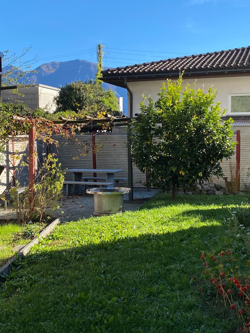Casa completamente ristrutturata a due passi dal fiume Maggia / Renoviertes Haus auch ZWEITWOHNSITZ (4)
