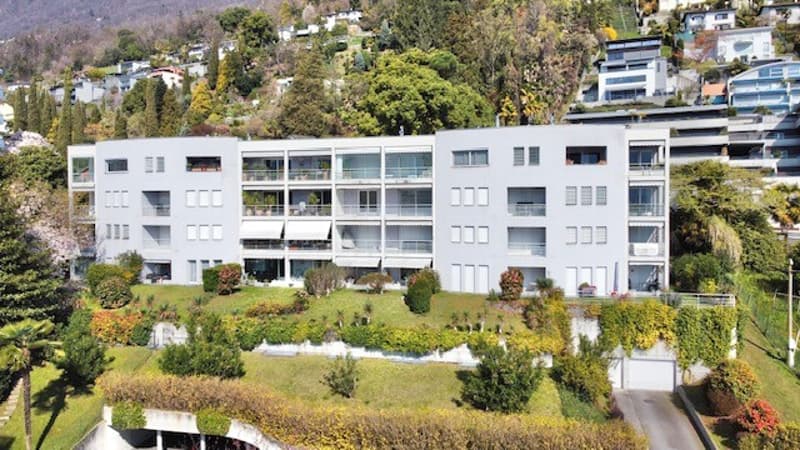 For sale in Minusio - Spacious 4.5-room apartment on the ground floor with lake view (Secondary residence) (3)