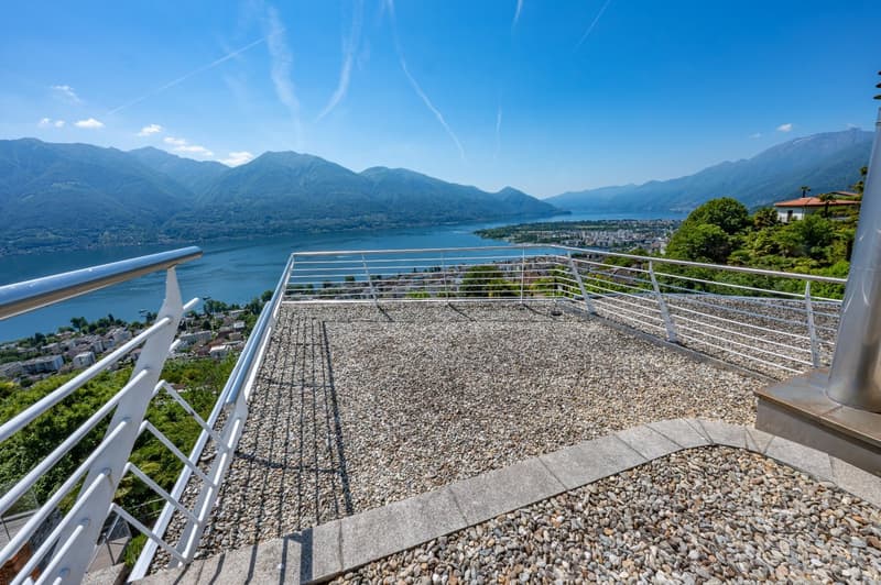 Appartamento signorile con vista mozzafiato in vendita (8)