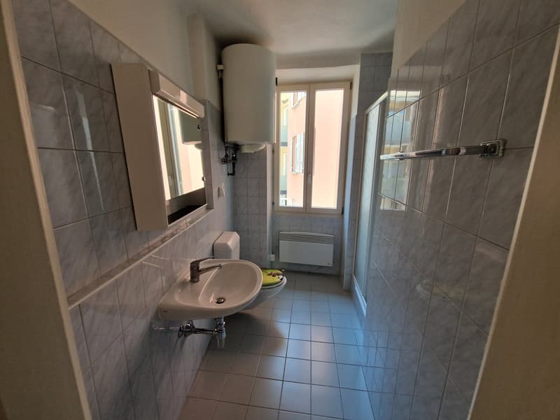 AFFITTASI IN CENTRO AD ASCONA - grazioso appartamento di 3 locali con balcone (11)