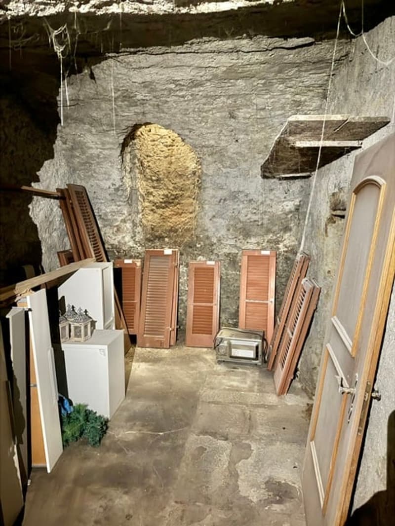 Zu vermieten in Vira Gambarogno - Einfamilienhaus mit 4.5 Zimmern im Zentrum (18)