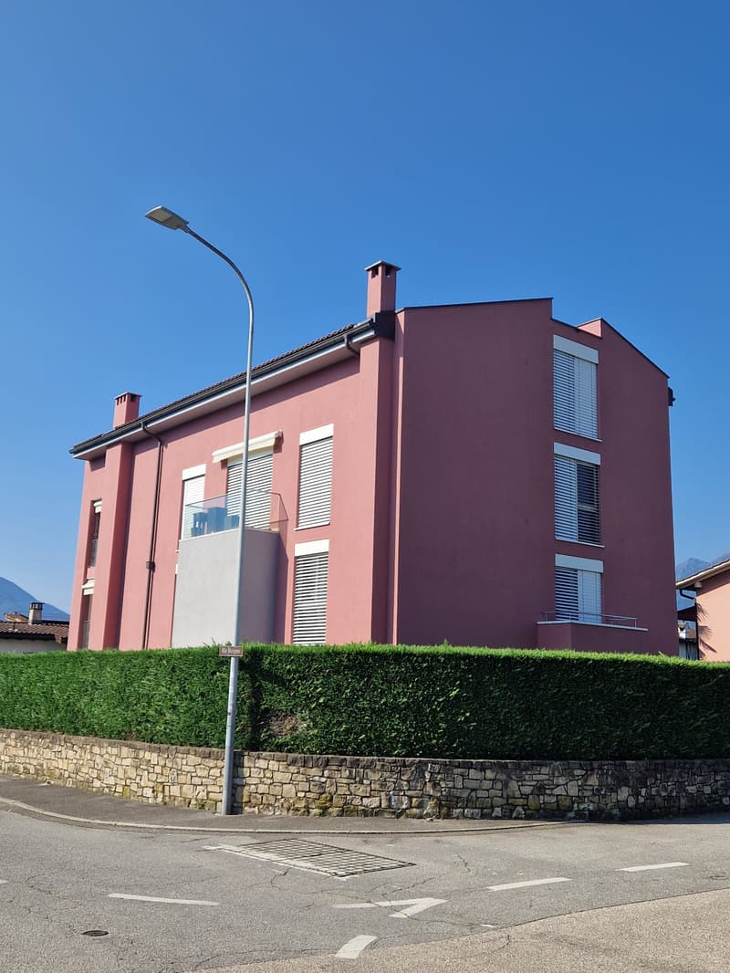 ASCONA - APPARTMENT DUPLEX 7 PIÈCES À LOUER (3)