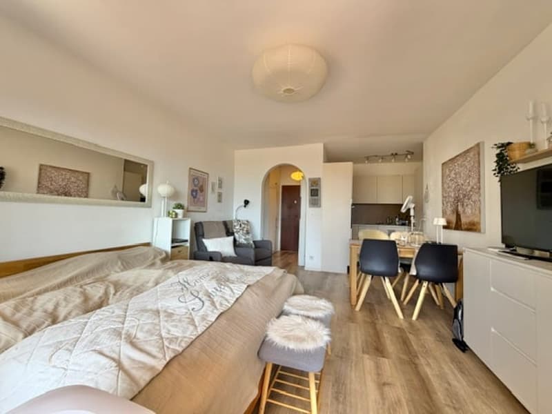 Verkauf in Muralto - helles Einzimmerapartment im 1. Stock auch als Zweitwohnsitz (2)