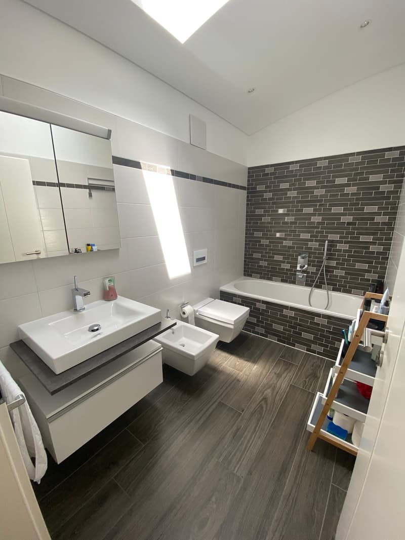 VENDESI A TENERO - Splendido attico con terrazzo privato di 92 m² (18)