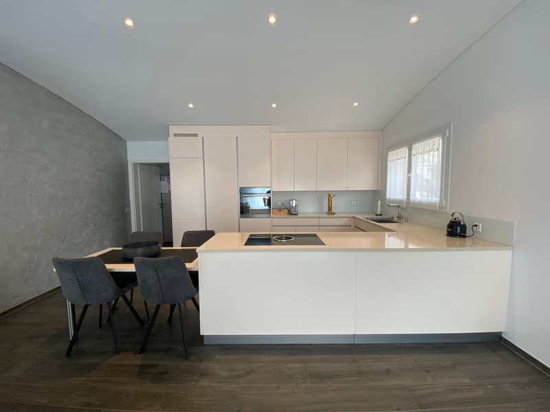 VENDESI A TENERO - Splendido attico con terrazzo privato di 92 m² (7)