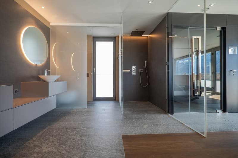 VENDESI A MINUSIO - moderno attico duplex di 4.5 locali con vista lago in casa bifamiliare (19)