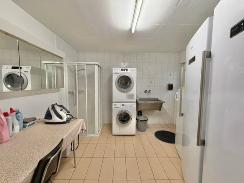 VENDESI A TEGNA – Casa unifamiliare di 5.5 locali con ampio giardino, a due passi dal Pozzo di Tegna (21)