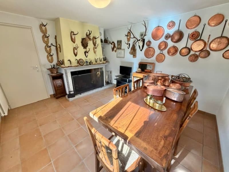 VENDESI A TEGNA – Casa unifamiliare di 5.5 locali con ampio giardino, a due passi dal Pozzo di Tegna (20)