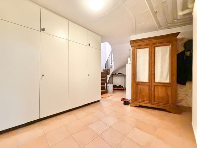 VENDESI A TEGNA – Casa unifamiliare di 5.5 locali con ampio giardino, a due passi dal Pozzo di Tegna (23)