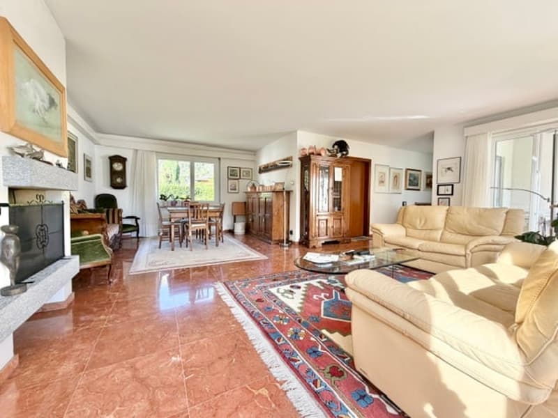 VENDESI A TEGNA – Casa unifamiliare di 5.5 locali con ampio giardino, a due passi dal Pozzo di Tegna (7)