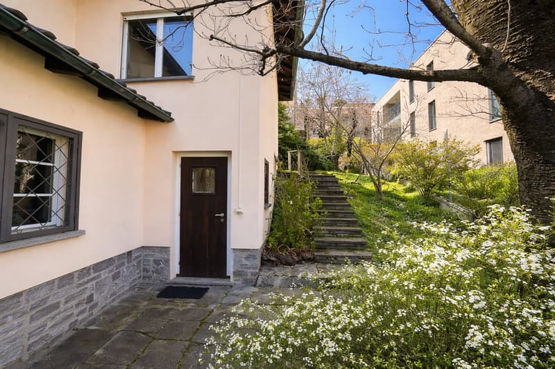 Villa avec piscine à Massagno – opportunité rare avec grand potentiel (3)