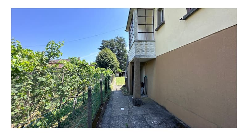 Rancate – Casa bifamiliare con ampio terreno e potenziale edificatorio (5)