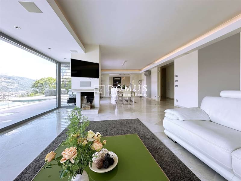 Incantevole Villa con piscina e vista mozzafiato (6)