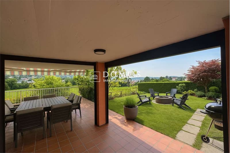 Villa with pool, to be renovated, with great potential (5)