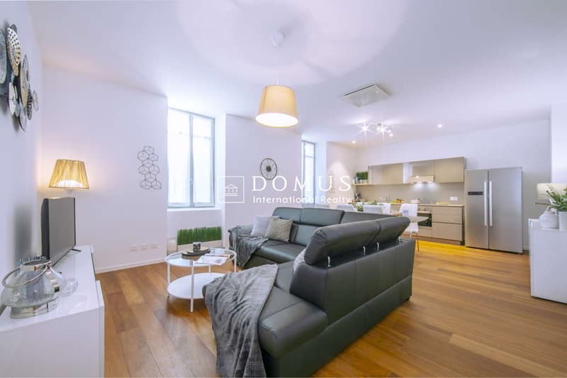 Luxurious apartment in Piazza Indipendenza (2)