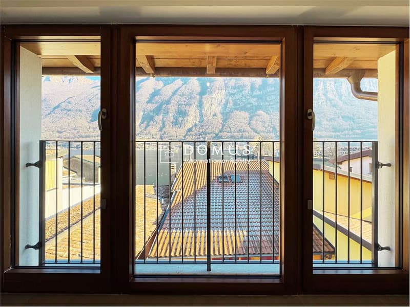 Maison avec vue sur le lac complètement rénovée (4)