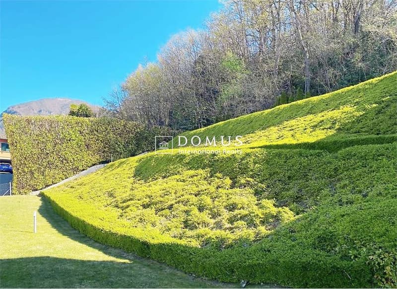 Terreno edificabile con splendida vista sul Lago di Lugano (3)