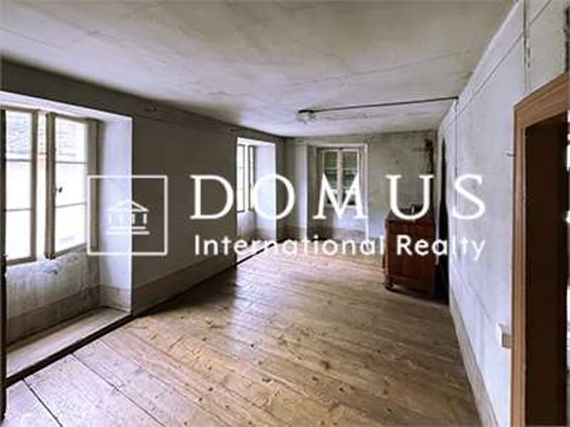 Single-family house with great potential, 2 parking spaces and basement to renovate (4)