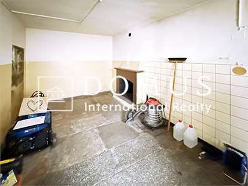 Single-family house with great potential, 2 parking spaces and basement to renovate (3)