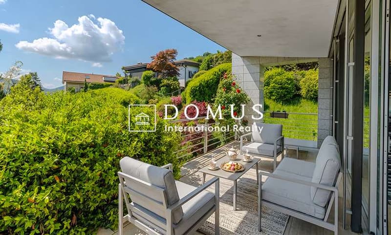 Moderna villa con vista lago a Carona (7)