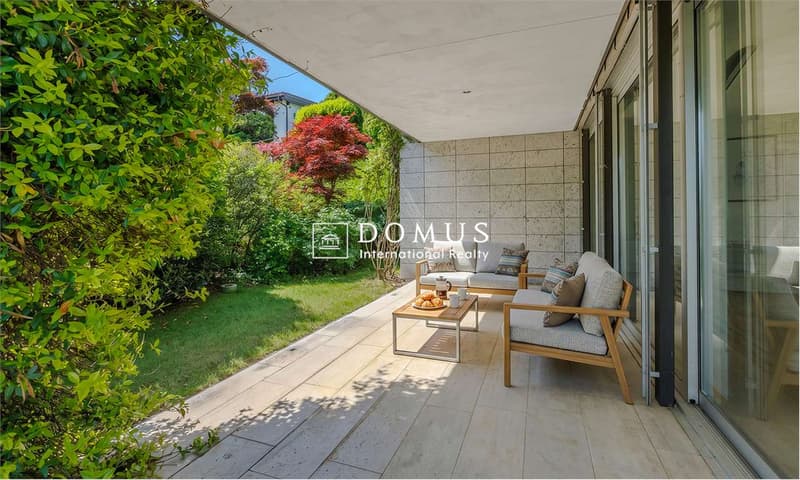 Moderna villa con vista lago a Carona (13)